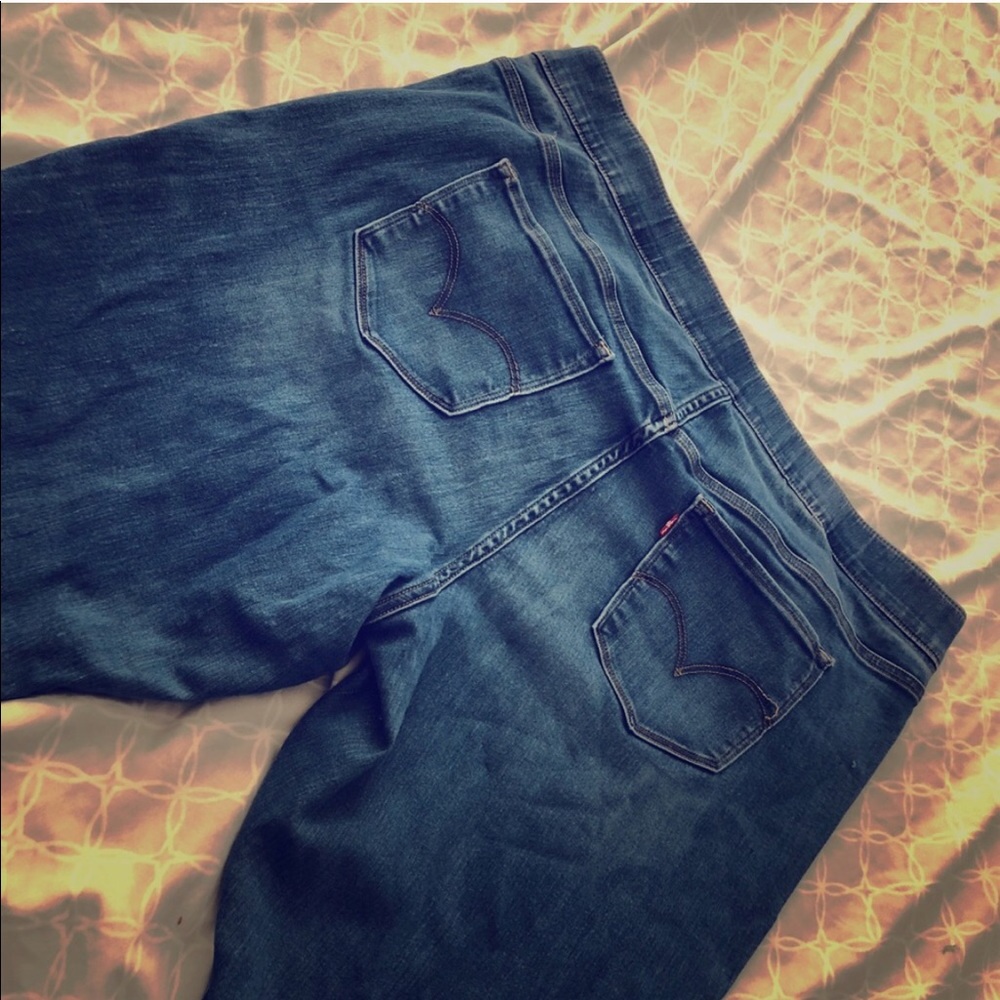 BUNDLE JEANS WORKOUT PANTS AND TOP